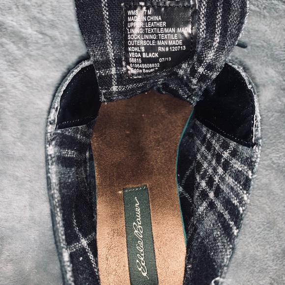 Women’s Eddie Bauer size 7 black leather shoes - Picture 4 of 4